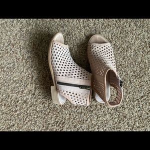 Roolee (brand is musse & cloud) shoes. Size 38. In great condition